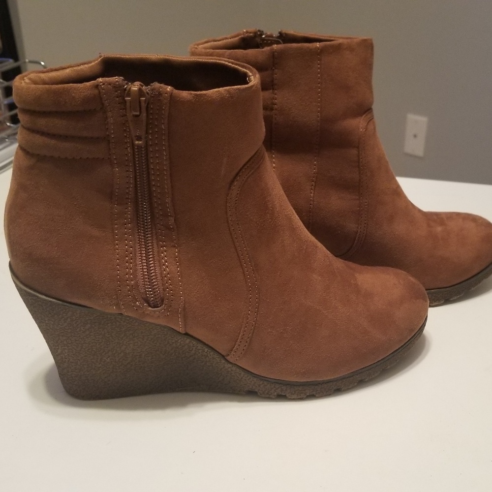 Wedge Side Zip Boot - Brown-8.5M
